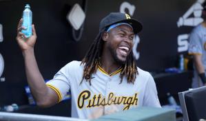 Bryan Reynolds empuja 4 carreras y Piratas superan 6-2 a Medias Blancas