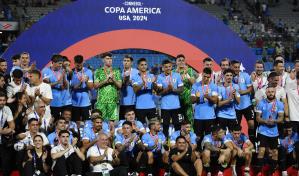 Uruguay supera por penales a Canadá para embolsarse el 3er puesto de la Copa América