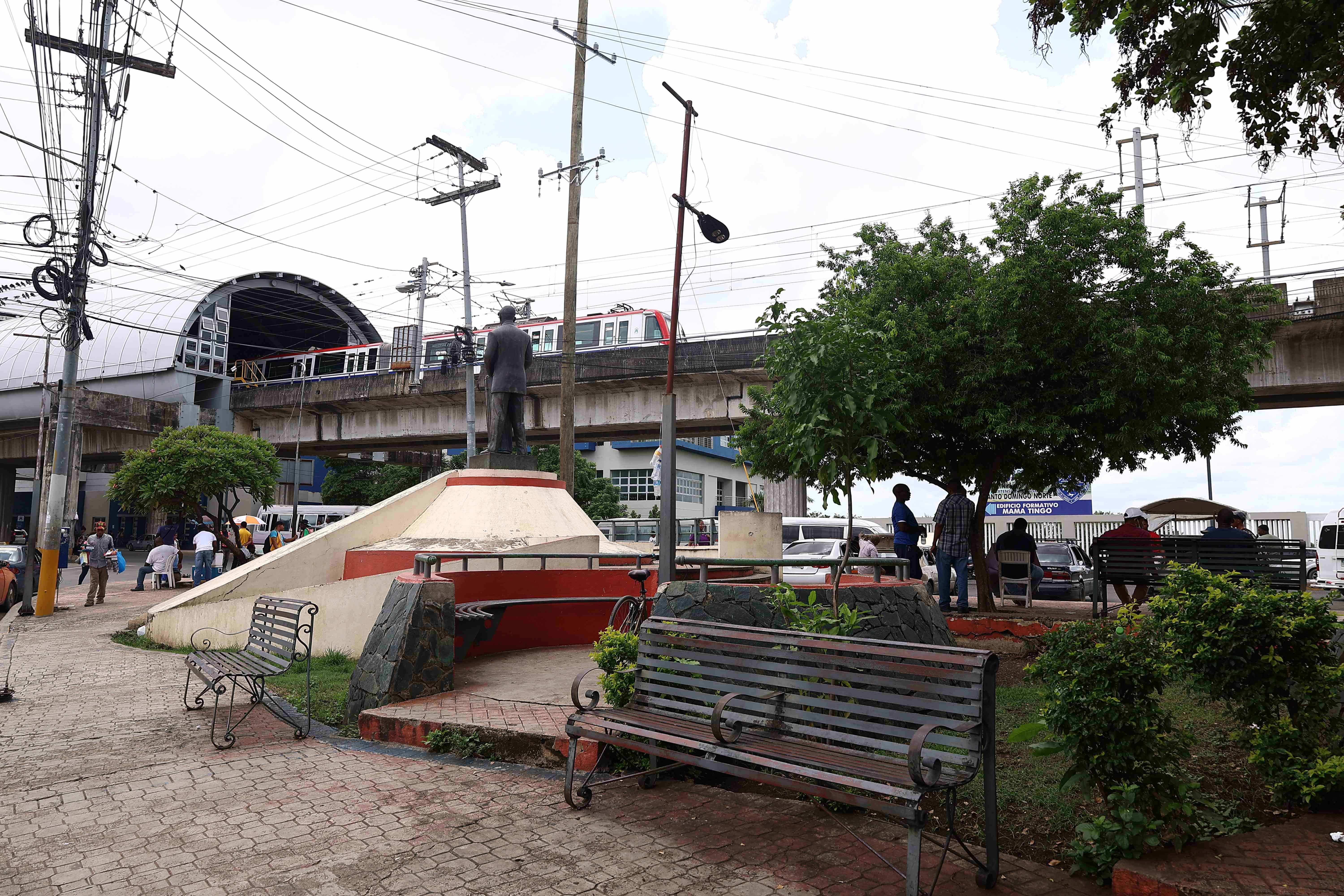 El Parque está próximo a una estación del Metro. 