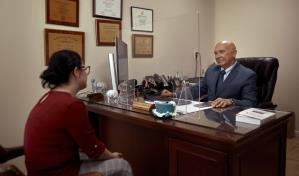 Clínicas de salud mental en EE. UU. ayudan a hispanos a superar barreras de idioma y acceso