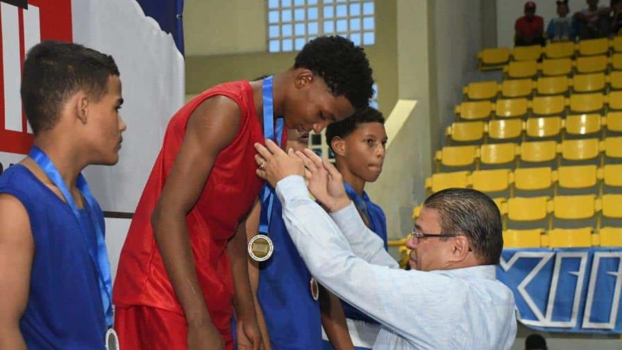 Santo Domingo conquista el torneo nacional de boxeo infantil 2024