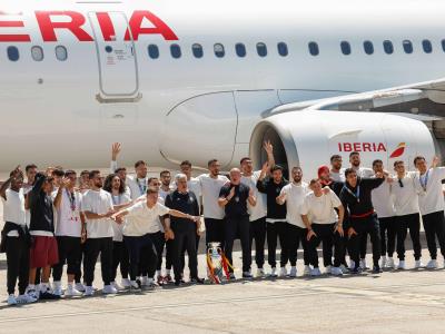 Eurocopa 2024: la selección española aterriza en Madrid con su trofeo