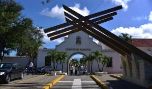Llaman a rescatar tumbas descuidadas en el cementerio de la 30 de Marzo en Santiago