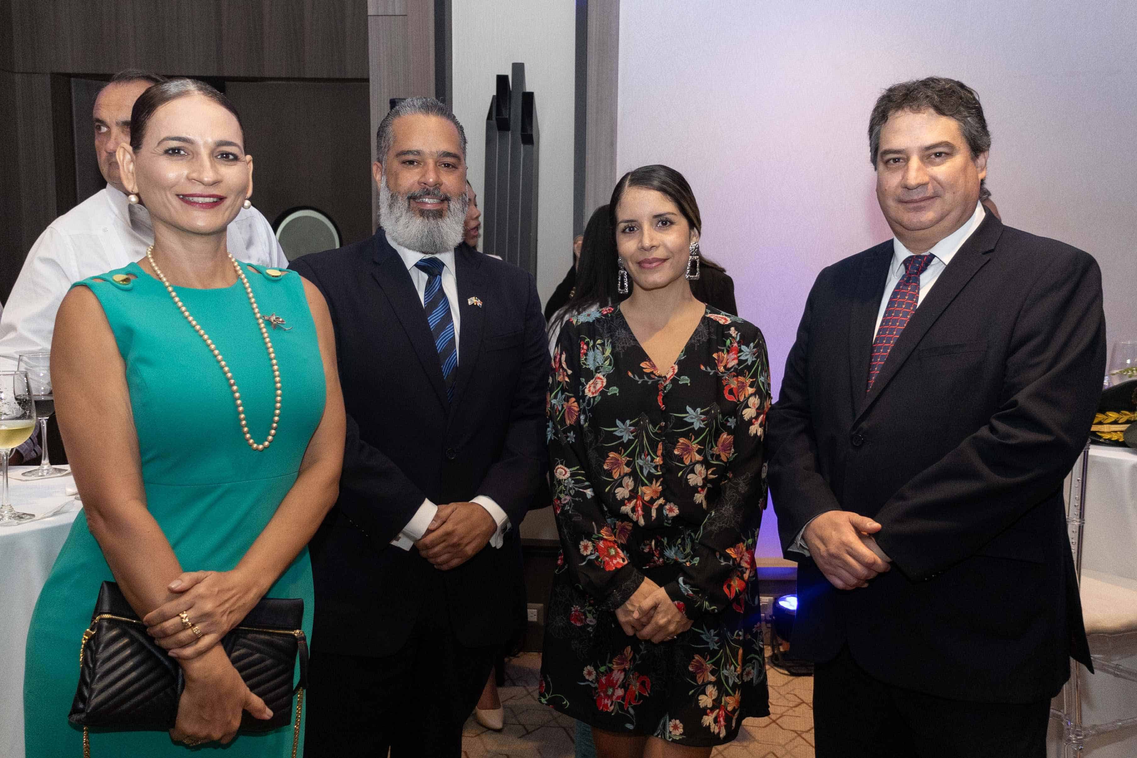 Amelia Ortiz, Luis Rodríguez, Ángela Gallegos y Daniel Mori. 