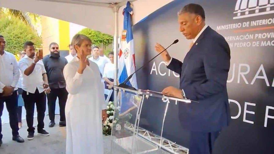 Juramentan a Yovanny Agustina como nueva gobernadora en San Pedro de Macorís