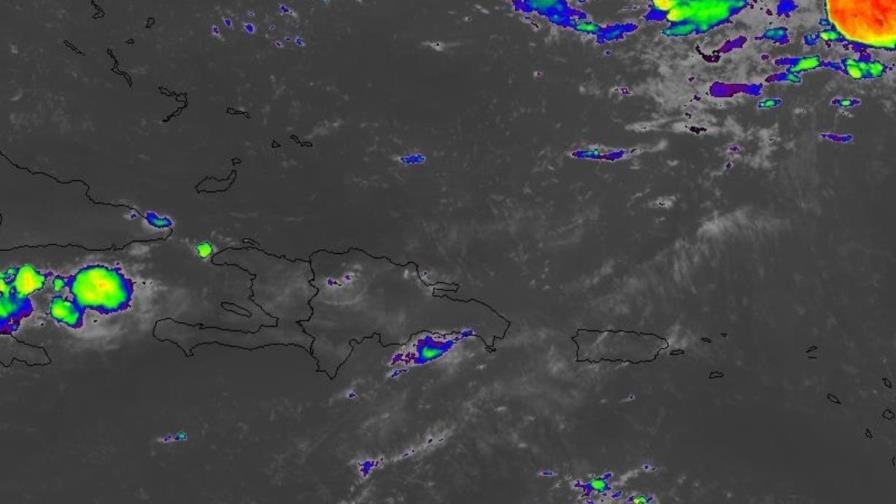 Aguaceros este miércoles sobre varias provincias por onda tropical y vaguada