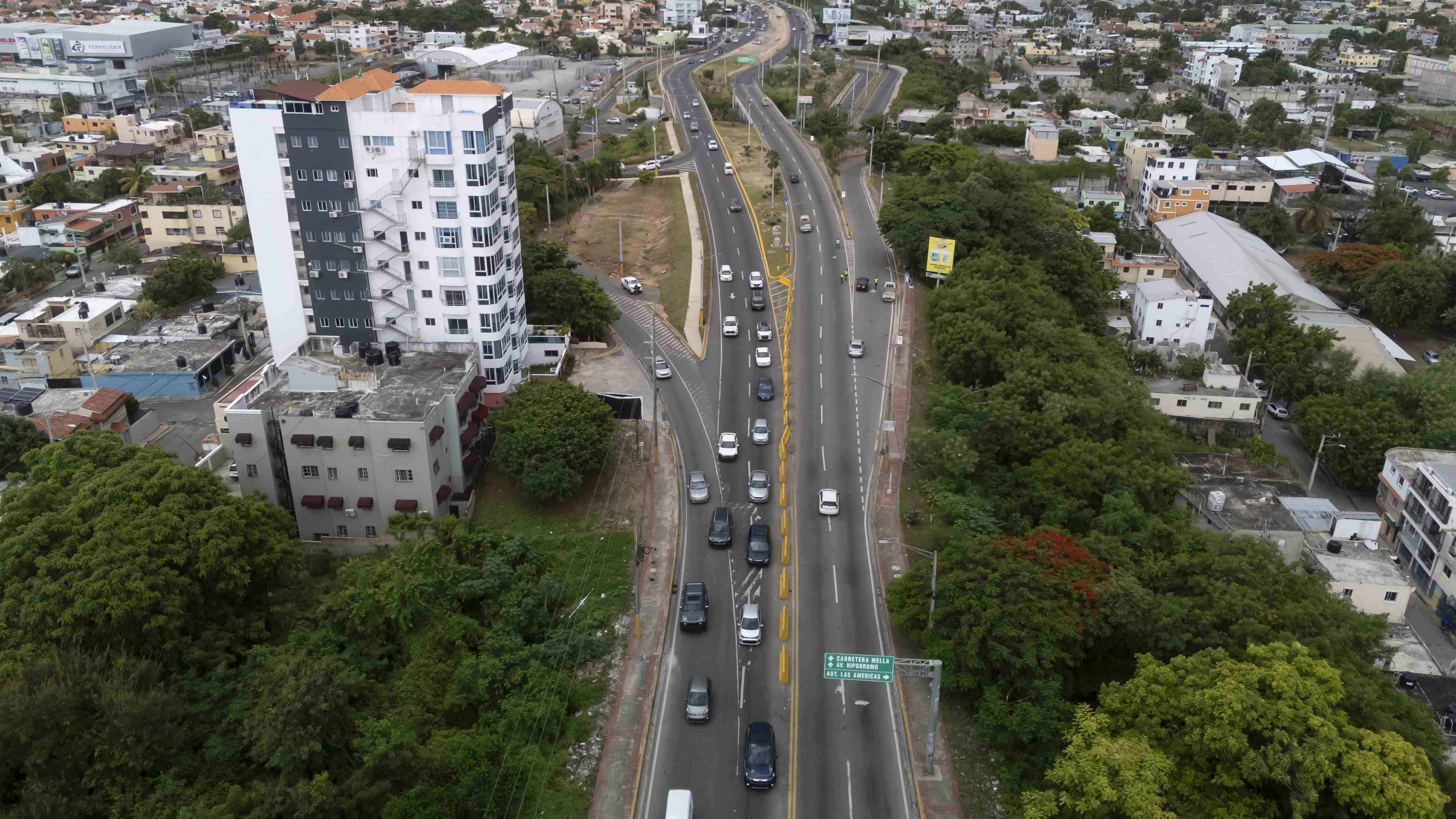 El flujo de tránsito se ha incrementado en la zona. 