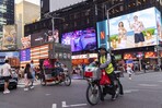 Joven de 17 años es arrestado por asesinato cerca de Times Square atribuido a reto viral Joven de 17 años es arrestado por asesinato cerca de Times Square atribuido a reto viral