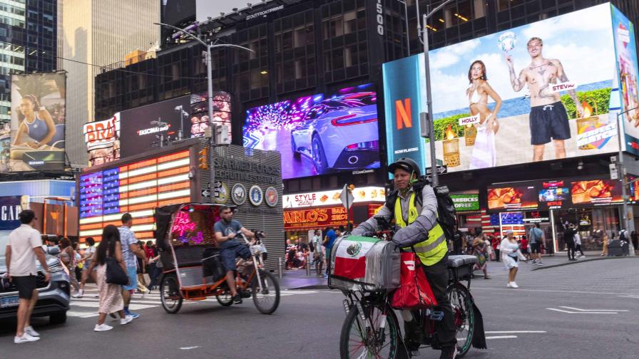 Migrantes que trabajan de repartidores en NY enfrentan la amenaza de los ladrones