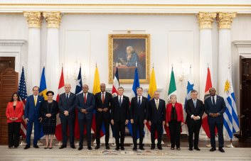 Estados Unidos se compromete con RD y otros países a impulsar la industria de semiconductores