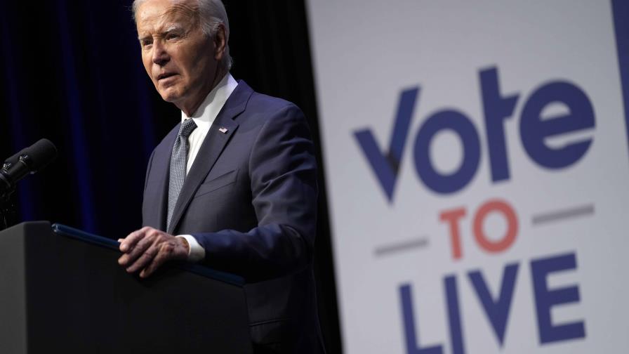 Grupos clave para movilizar a los votantes demócratas se unen a la rebelión contra Biden