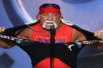 El luchador Hulk Hogan anuncia su respaldo a Trump en la Convención Republicana