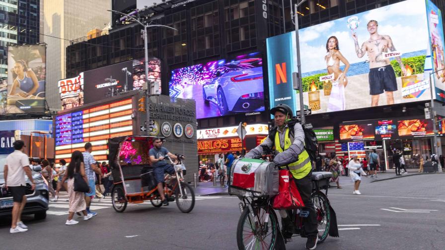 Migrantes que trabajan de repartidores en NY enfrentan la amenaza de los ladrones