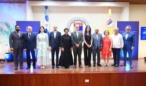 Jueza del TC llama a legisladores a "ponerse las pilas" con la ley de protección de datos