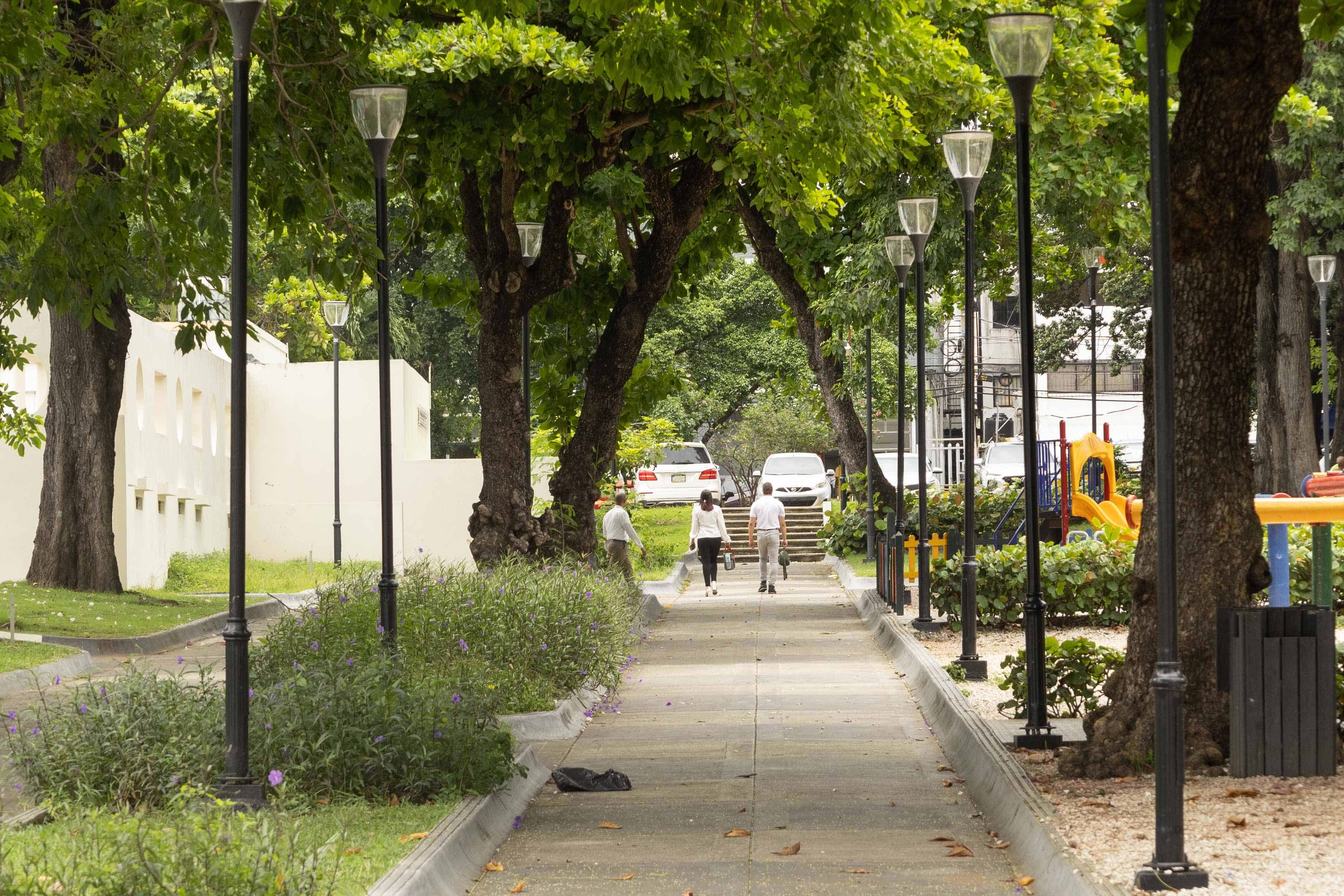 El parque fue reinaugurado en 2021 por la Alcaldía del Distrito Nacional y el Banco de Reservas. 