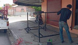 Comerciantes se quejan por tandas de apagones en Pedernales