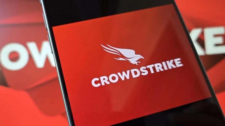 ¿Qué es CrowdStrike, la empresa vinculada a la interrupción global de Microsoftl?