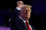 Detienen a un hombre en Florida por amenazar de muerte a Trump y Vance en internet Detienen a un hombre en Florida por amenazar de muerte a Trump y Vance en internet