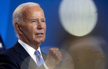 Biden delega varias de sus funciones al Secretario de Estado y del Tesoro de EE. UU. sobre Ucrania