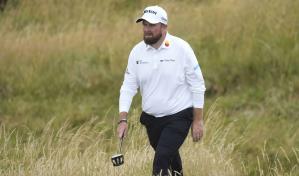 Lowry llega como líder al fin de semana del Abierto Británico y Woods queda fuera