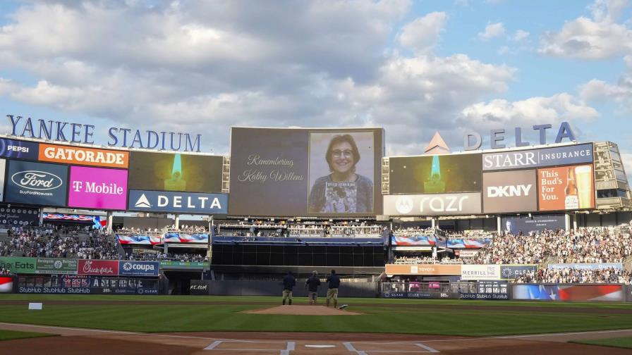 Yankees guardan minuto de silencio por fotoperiodista de AP Kathy Willens