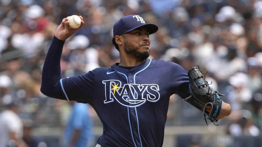 Bradley sigue sin perder en ocho aperturas y Rays aplastan a Yankees