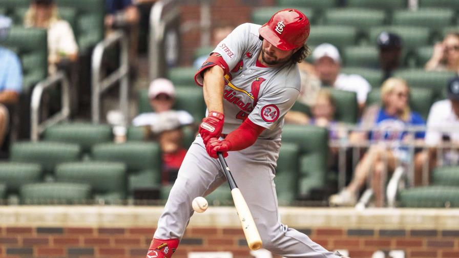 Goldschmidt batea jonrón y Cardenales superan a Bravos para ganar la serie de temporada