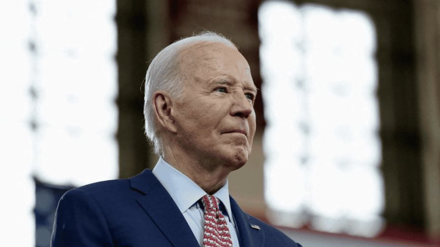 Biden dice que es fantástico volver a la Casa Blanca tras haber estado aislado con covid