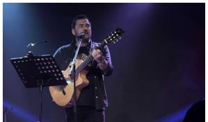 Noche íntima con  Ismael Serrano; así fue el regreso del cantautor español a Santo Domingo