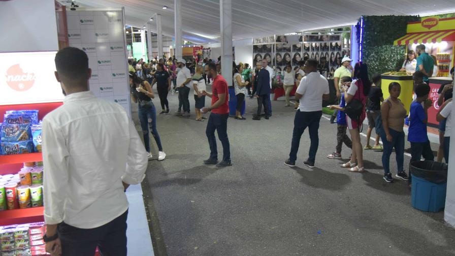 Instituciones públicas recibieron a cientos de personas en Expo Amaprosan 2024