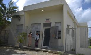 Autoridades continúan sin identificar cuerpo de mujer encontrada en Santiago