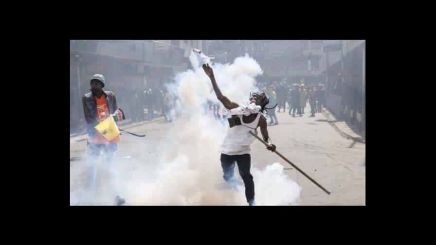 Decenas de personas marchan en Kenia en una nueva jornada de protestas menos concurrida