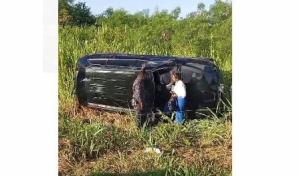 Accidente en la carretera San Pedro de Macor&iacute;s-La Romana deja heridos leves