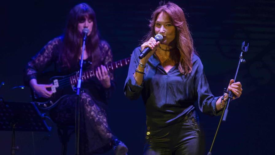 Carla Bruni canta en el festival La Mar de Músicas de Cartagena