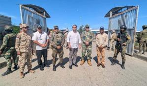 Una comisi&oacute;n de Aduanas realiza una visita de supervisi&oacute;n en la frontera por Dajab&oacute;n
