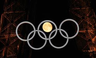 Estadio frente a Torre Eiffel emociona a jugadores de voleibol de playa