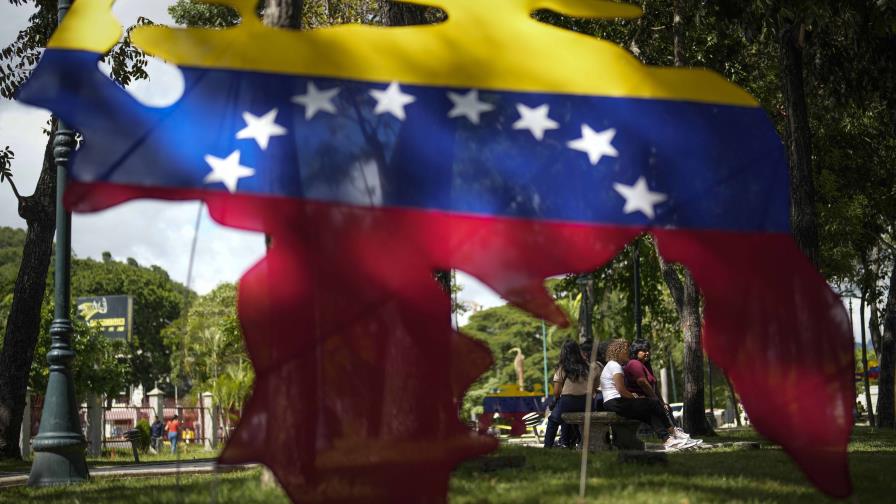 Expresidentes que no pudieron viajar a Venezuela iban como invitados de la oposición