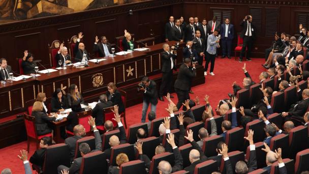 Asamblea Nacional autoriza celebrar la juramentación de Luis Abinader en el Teatro Nacional