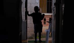 Mutismo selectivo: una niñez que calla ante una sociedad que le excluye