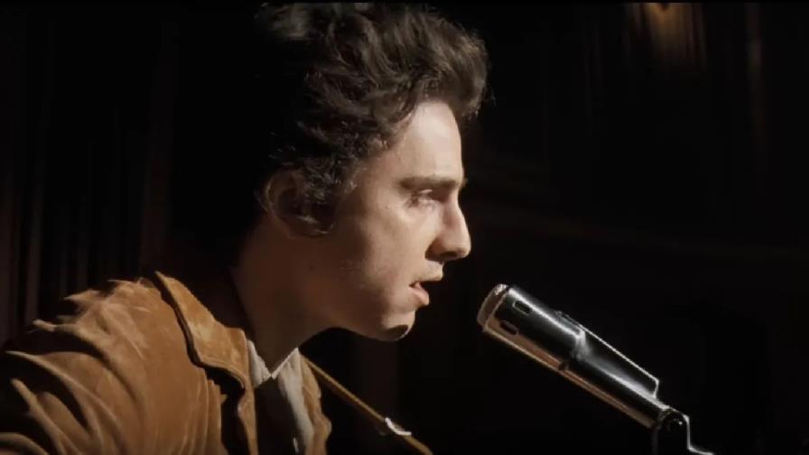 Revelan el tráiler de A Complete Unknown donde Timothée Chalamet se transforma en Bob Dylan