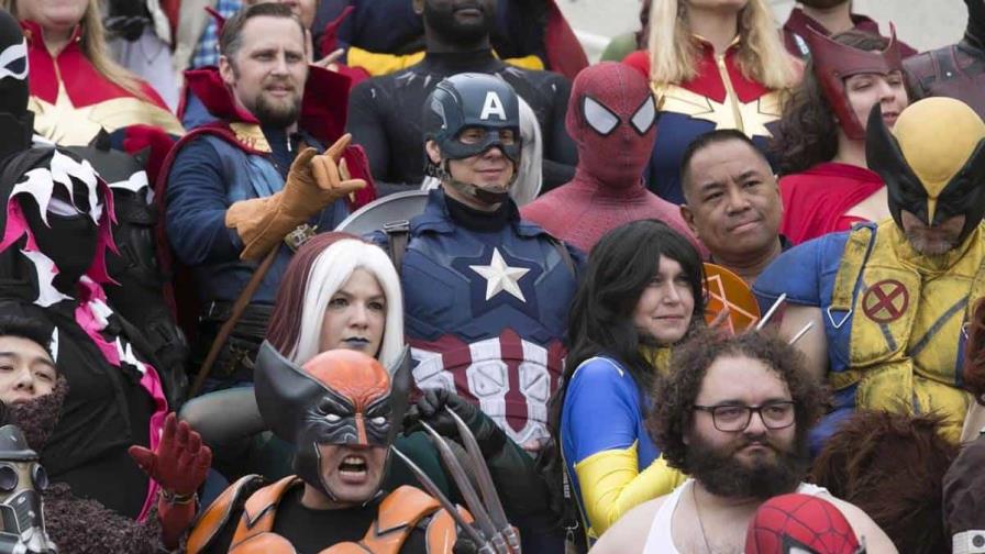 Multitud llega a una Comic-Con con Marvel preparando su reinvención