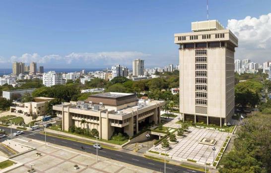 Banco Central reduce por tercera ocasión su tasa de política monetaria; la deja en 6.25 % anual