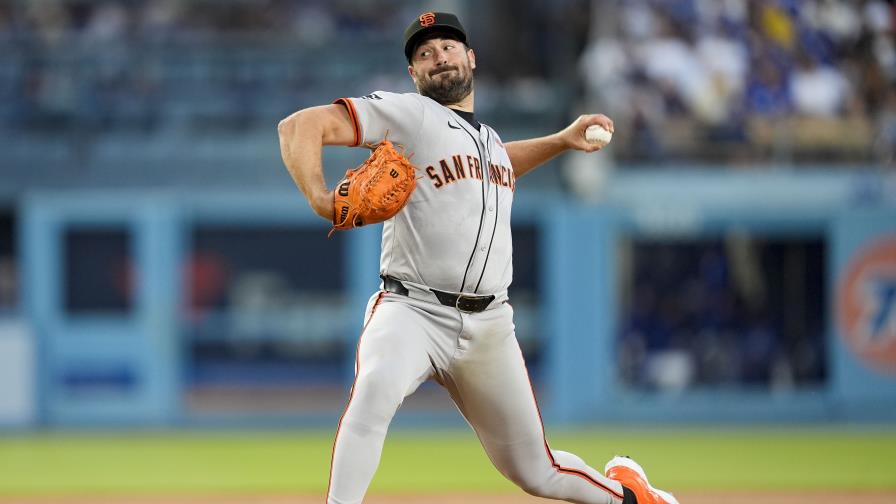 Robbie Ray resuelve 5 innings sin hit y Gigantes doblegan 8-3 a Dodgers