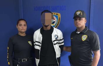 Se entrega tercer implicado en asalto a sucursal de Vimenca