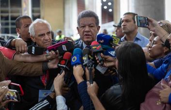 Leonel pide al CNE de Venezuela publicar la totalidad de las actas de escrutinio de elecciones