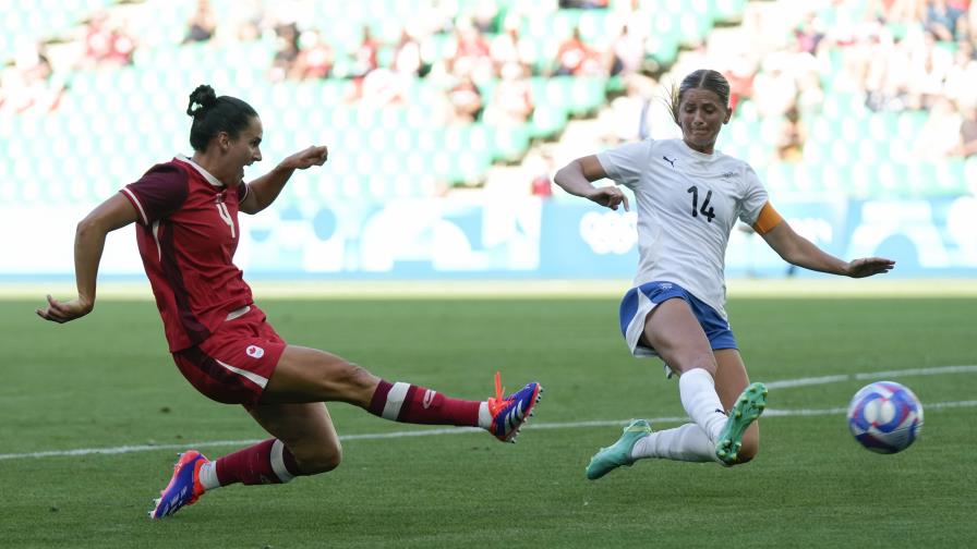 Suspenden a técnica de selección canadiense de fútbol femenino por escándalo con drones