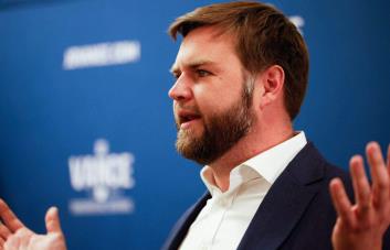 Campaña de JD Vance asegura que sus palabras sobre mujeres sin hijos fueron distorsionadas
