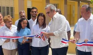 Luis Abinader agota extensa jornada de inauguraciones en el Gran Santo Domingo