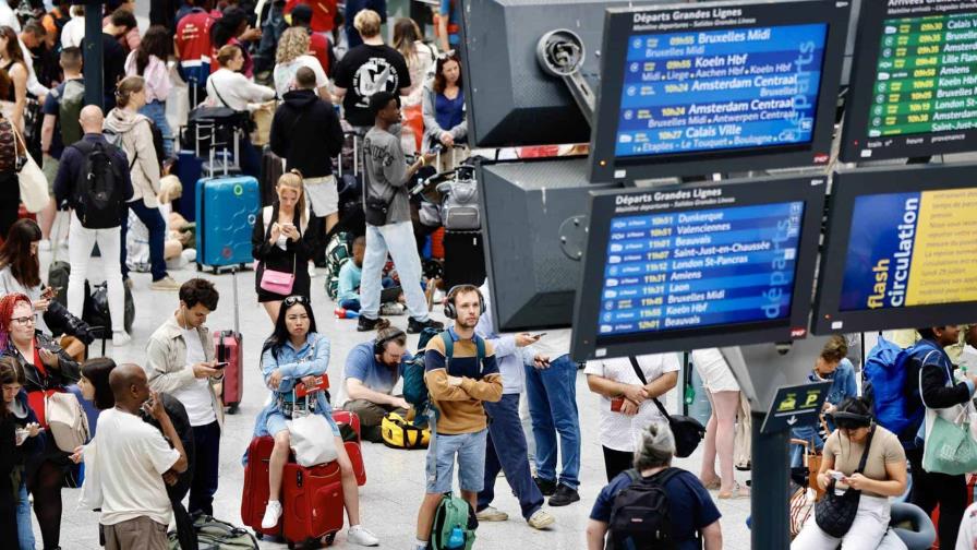 Restablecen parcialmente el servicio en las redes ferroviarias francesas tras actos de sabotaje