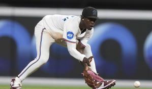 Yankees adquieren a Chisholm desde Marlins por tres prospectos